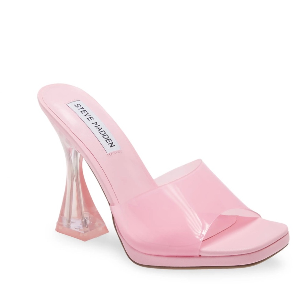 Steve Madden Lipa Sandal in PINK, size 8.5